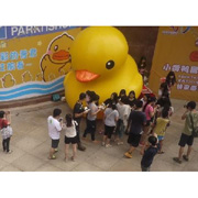 inflatable duck balloon advertising
